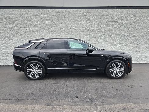 Certified 2024 Cadillac Lyriq Tech w/ Driver Assist Package AWD/4WD image 3