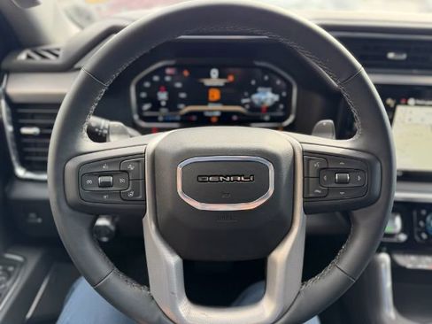 Used 2025 GMC Sierra 1500 Denali w/ Denali Reserve Package AWD/4WD image 31