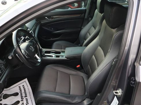 Used 2019 Honda Accord Sport image 12