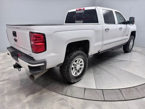 Used 2019 Chevrolet Silverado 3500 LTZ image 5