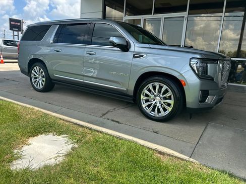 Used 2024 GMC Yukon XL Denali w/ Max Trailering Package RWD image 2