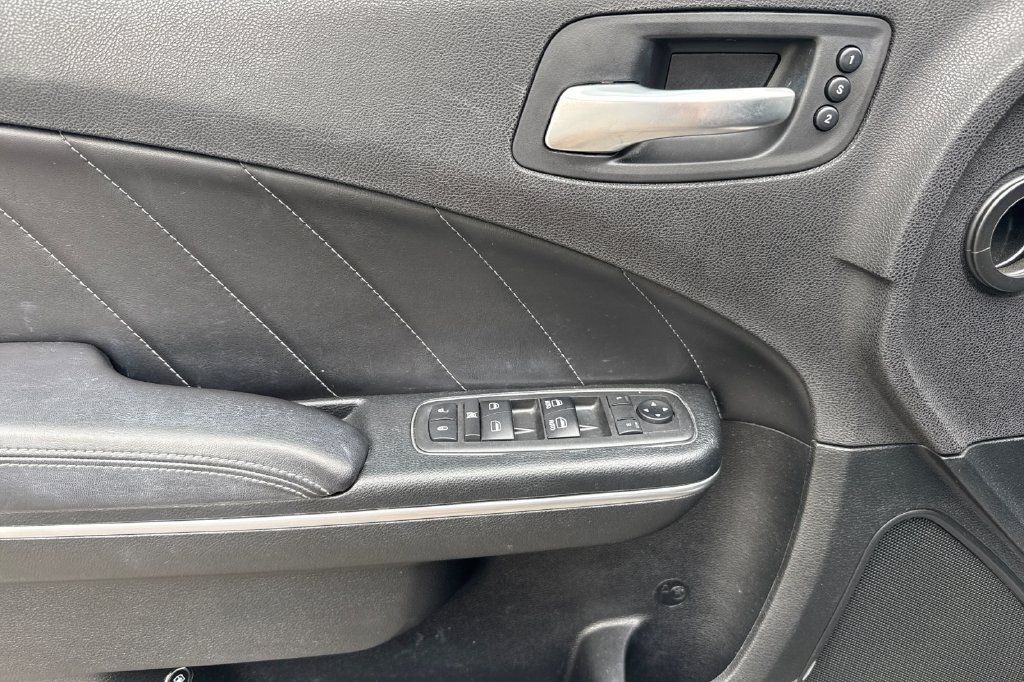 Used 2018 Dodge Charger GT AWD/4WD image 14