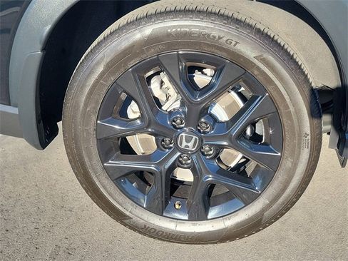 Certified 2024 Honda HR-V Sport image 6