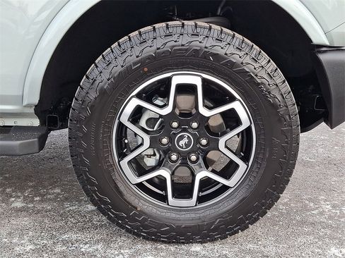Certified 2024 Ford Bronco Outer Banks image 10