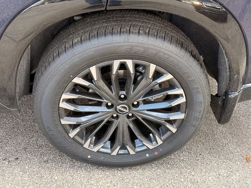 New 2026 Nissan Rogue Platinum image 12