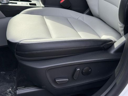 New 2026 Ford Escape Platinum w/ Equipment Group 601A image 18