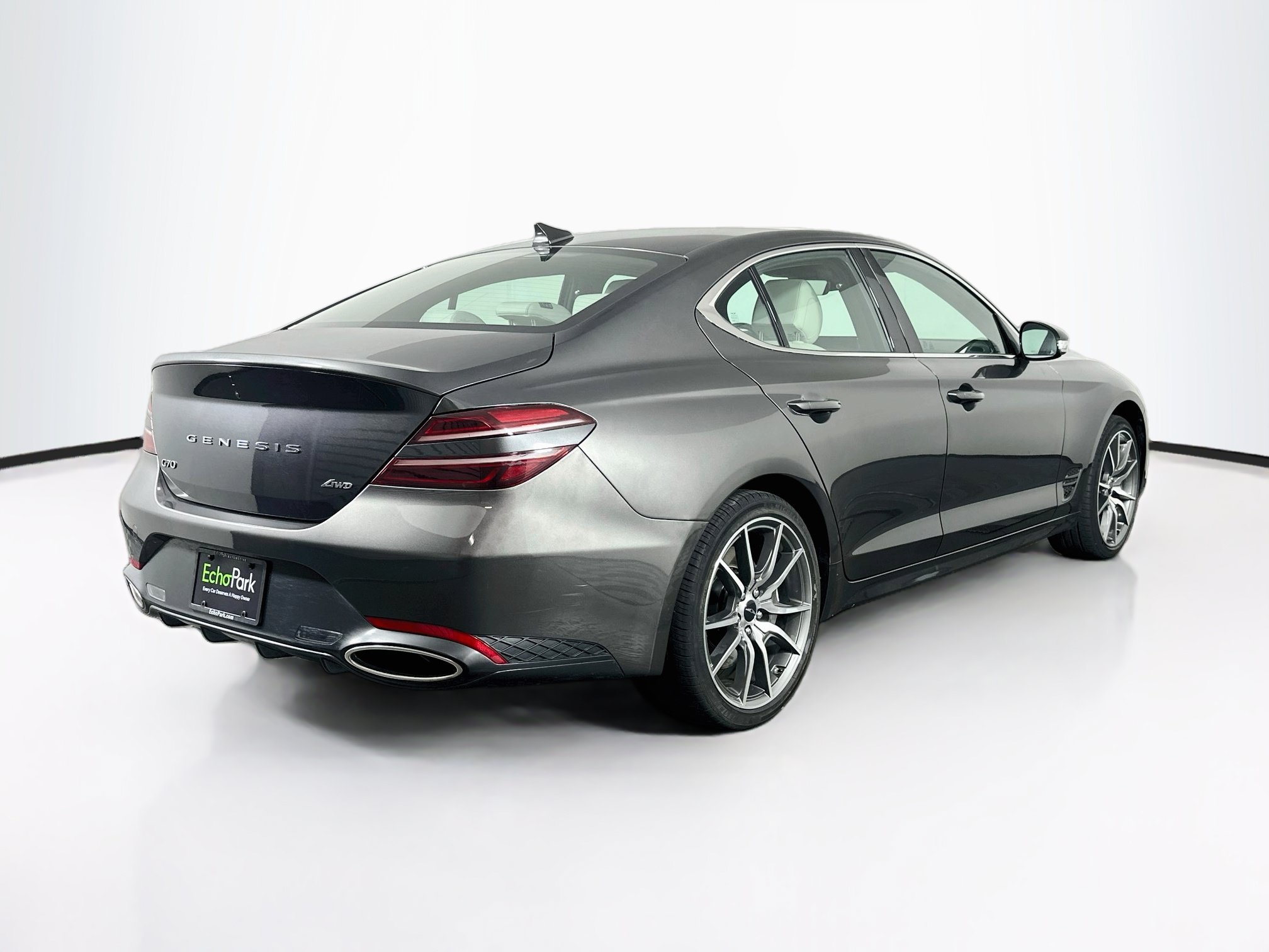 Used 2025 Genesis G70 2.5T AWD/4WD image 9