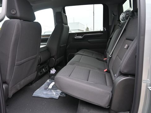 Used 2025 GMC Sierra 3500 SLE w/ SLE Value Package image 19