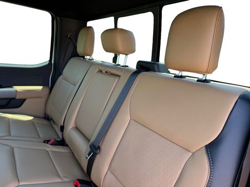 New 2025 Ford F350 Lariat w/ Lariat Ultimate Package image 16