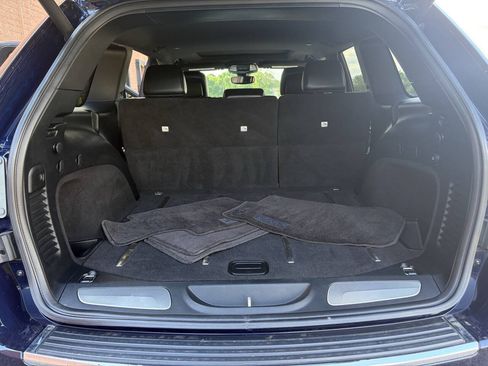 Used 2017 Jeep Grand Cherokee Limited AWD/4WD image 21