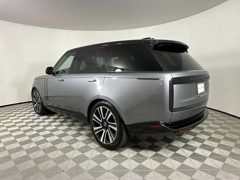 Certified 2023 Land Rover Range Rover SE image 3