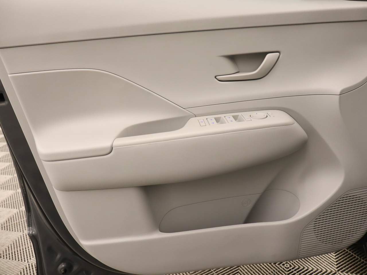 Used 2026 Hyundai Kona SEL Sport FWD image 18