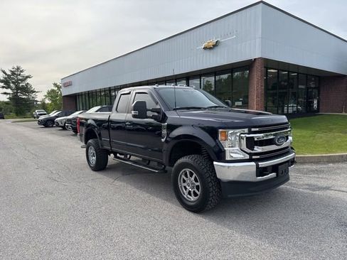 Used 2022 Ford F350 XL w/ STX Appearance Package AWD/4WD image 3