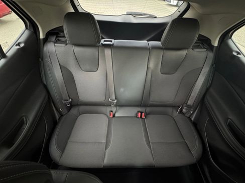 Used 2025 Buick Encore GX Preferred image 37