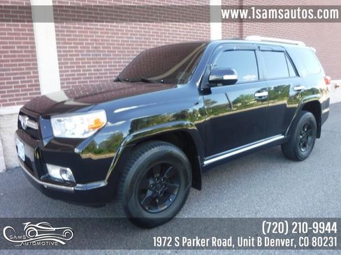 Used 2013 Toyota 4Runner SR5 w/ Convenience Pkg image 1