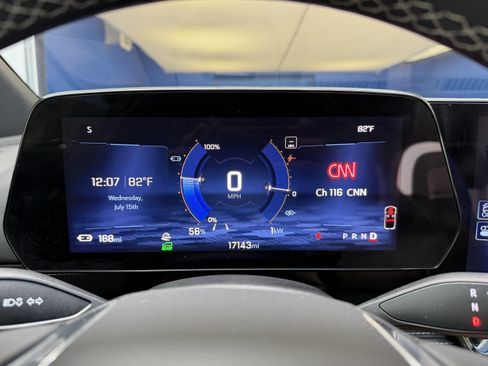 Used 2024 Chevrolet Blazer EV LT AWD/4WD image 19