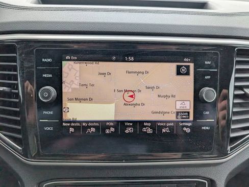 Used 2020 Volkswagen Atlas Cross Sport SEL Premium R-Line image 4