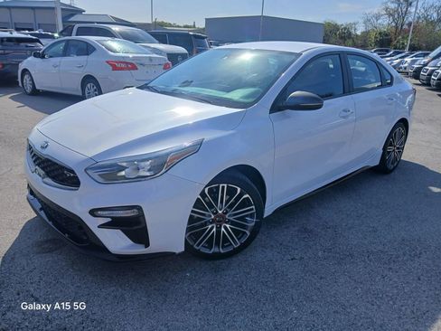 Used 2021 Kia Forte GT image 2