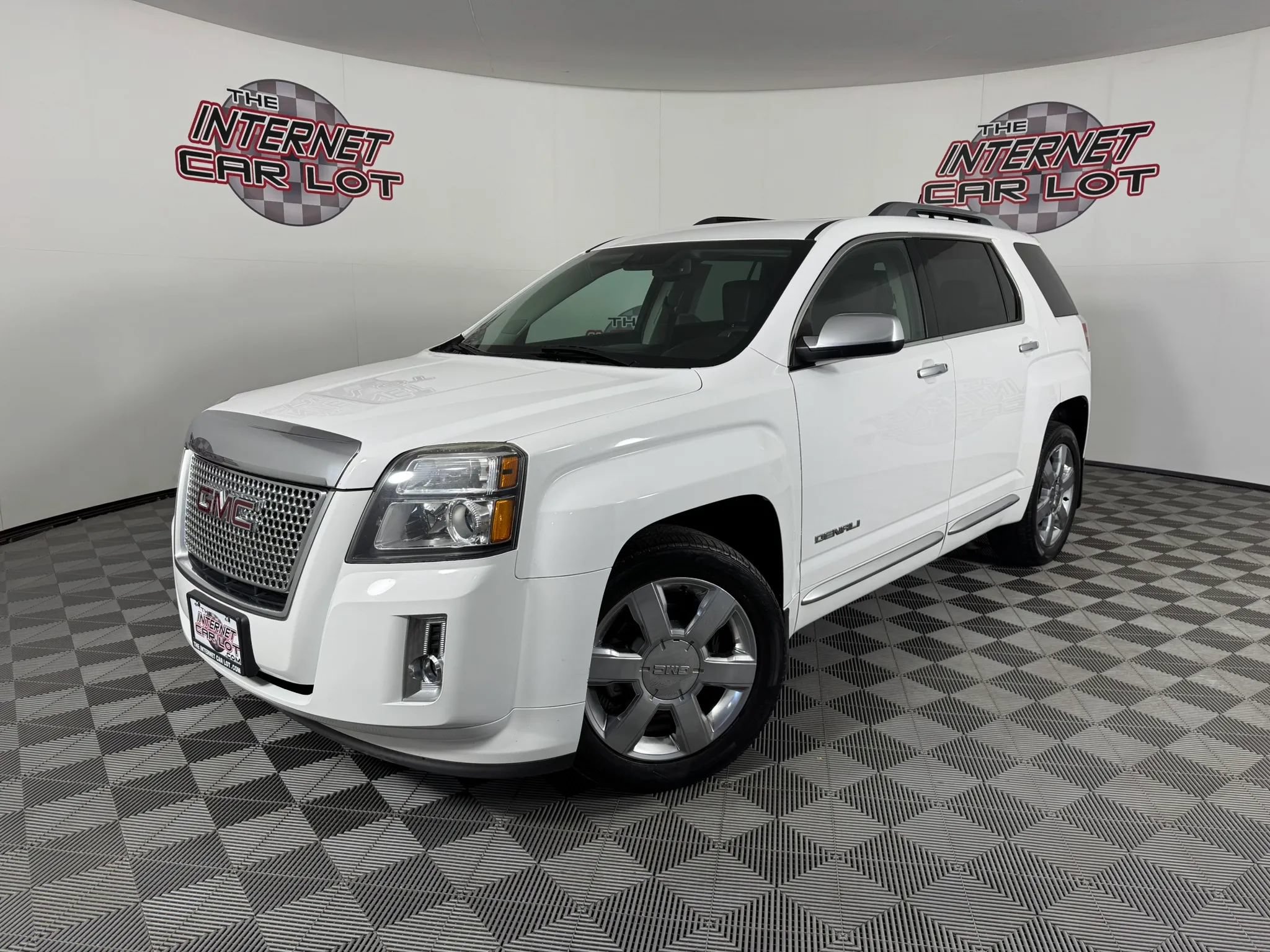 Used 2014 GMC Terrain Denali w/ LPO, Protection Package AWD/4WD image 1