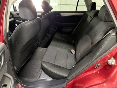 Used 2019 Subaru Outback 2.5i Premium AWD/4WD image 8
