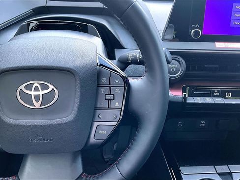 Certified 2026 Toyota Prius Plug-In Hybrid FWD image 25