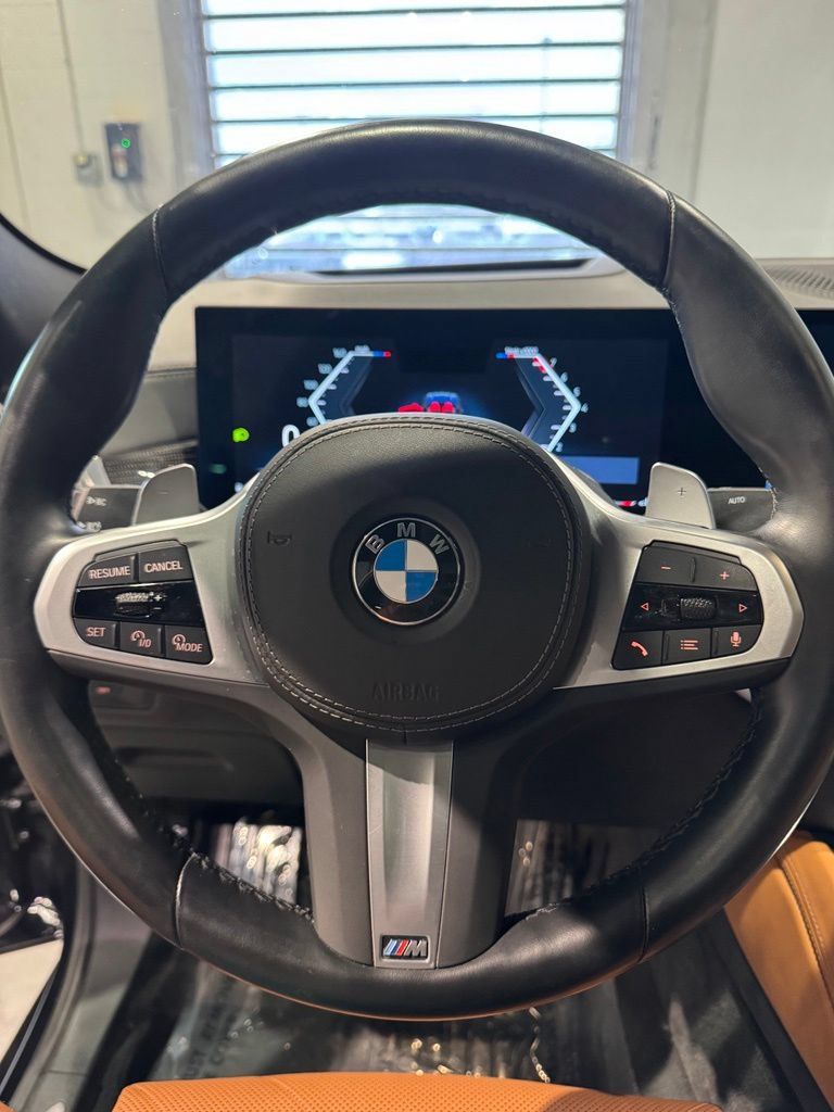 Used 2025 BMW X6 xDrive40i AWD/4WD image 17