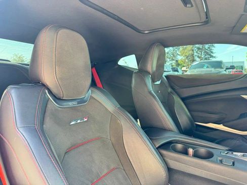 Used 2017 Chevrolet Camaro ZL1 RWD image 24