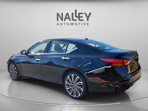 Used 2025 Nissan Altima 2.5 SL image 3