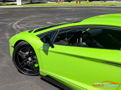 Used 2018 Lamborghini Aventador S AWD/4WD image 43