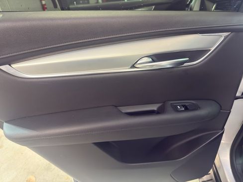 Used 2019 Cadillac XT5 Luxury w/ Sport Package image 29