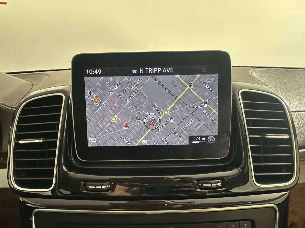 Used 2019 Mercedes-Benz GLS 550 4MATIC w/ Driver Assistance Package image 38