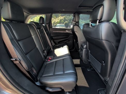 Used 2021 Jeep Grand Cherokee Limited w/ Premium Lighting Group AWD/4WD image 15