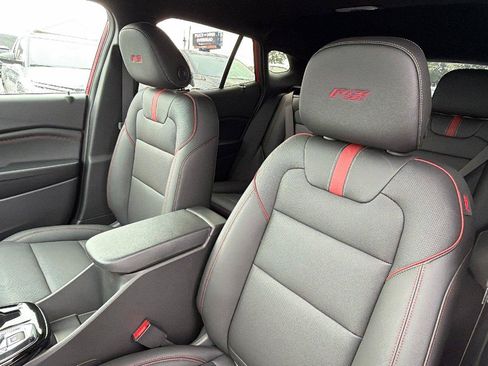 New 2026 Chevrolet Trax RS w/ Sunroof Package FWD image 18