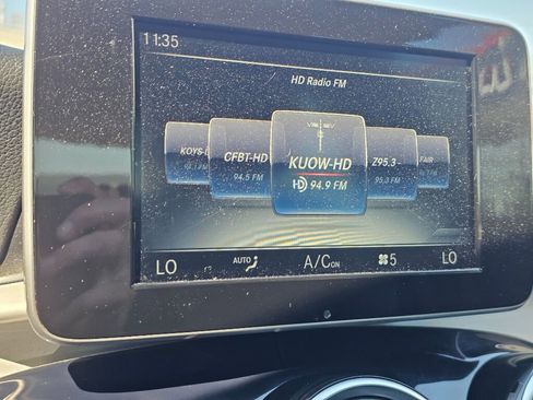 Used 2015 Mercedes-Benz C 300 4MATIC Sedan image 29