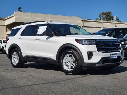 Used 2026 Ford Explorer Active w/ Active Comfort Package