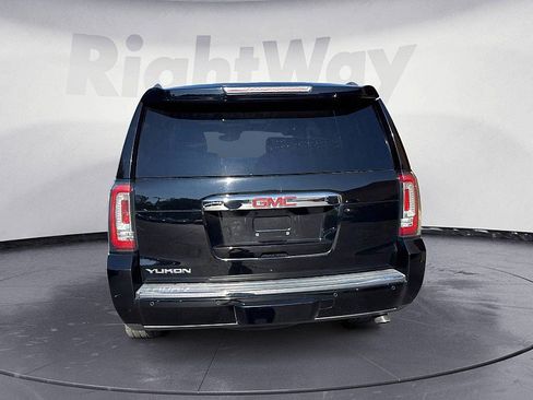 Used 2016 GMC Yukon Denali AWD/4WD image 4