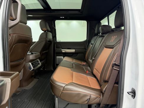 Used 2023 Ford F350 King Ranch w/ Chrome Package image 28