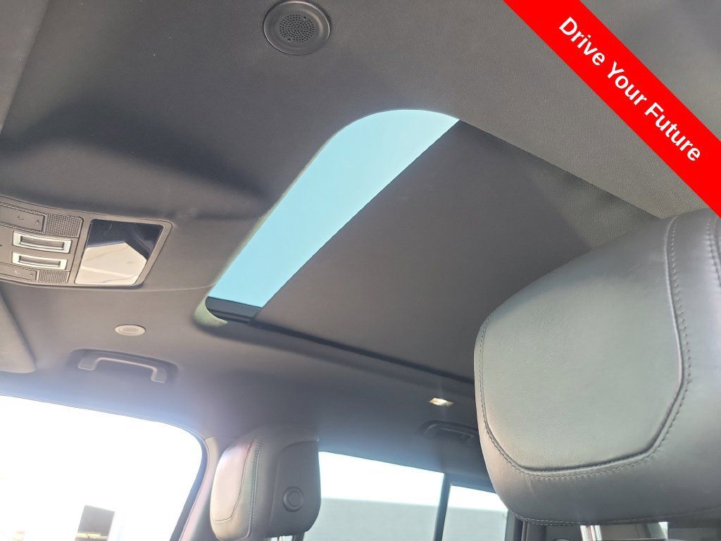 Used 2023 Land Rover Defender 110 X AWD/4WD image 20