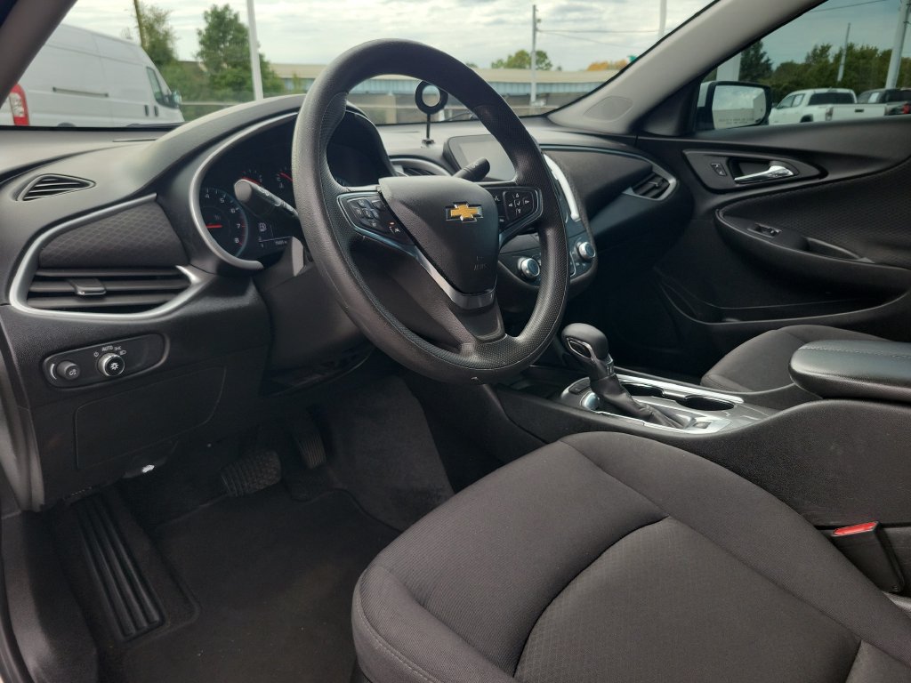 Used 2024 Chevrolet Malibu LT FWD image 20
