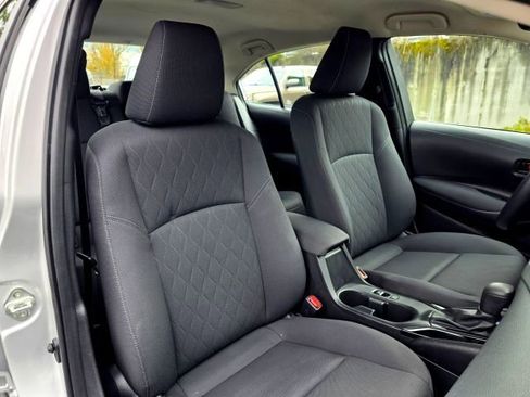 Used 2023 Toyota Corolla LE image 27