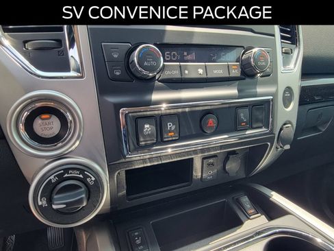 Used 2017 Nissan Titan SV AWD/4WD image 29