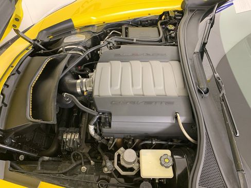 Used 2015 Chevrolet Corvette Stingray Coupe w/ 3LT Preferred Equipment Group image 10