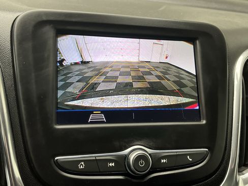 Used 2020 Chevrolet Equinox LT image 5