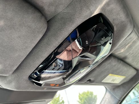 Certified 2023 BMW i7 xDrive60 AWD/4WD image 28