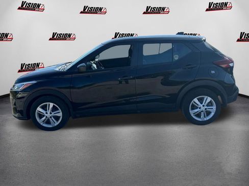 Used 2021 Nissan Kicks S image 7