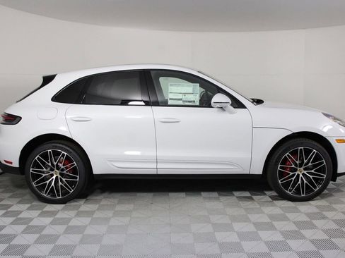 New 2026 Porsche Macan S image 8