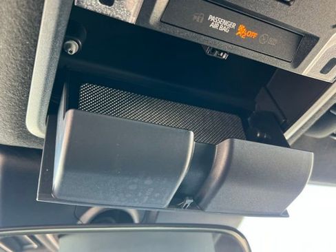 Certified 2025 Toyota 4Runner TRD Off-Road image 40