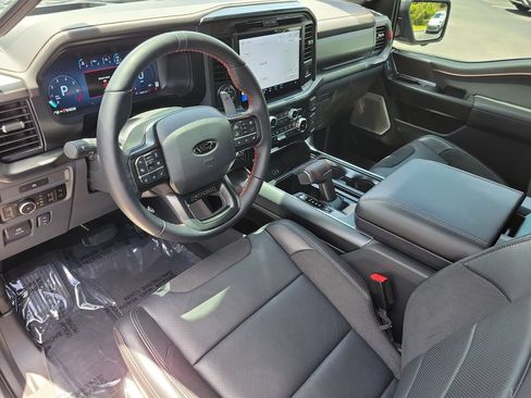 Used 2025 Ford F150 Raptor AWD/4WD image 23