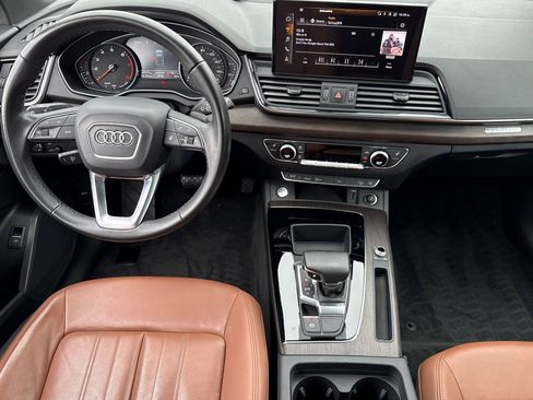 Used 2023 Audi Q5 2.0T Premium w/ Convenience Package AWD/4WD image 27