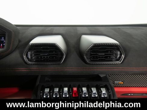 Used 2023 Lamborghini Huracan Tecnica RWD image 25